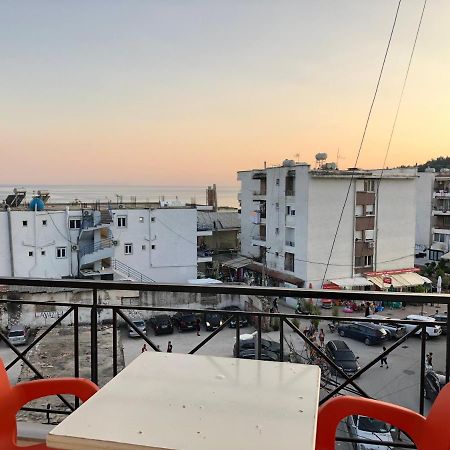 Center Hotel Pirro Himare Buitenkant foto