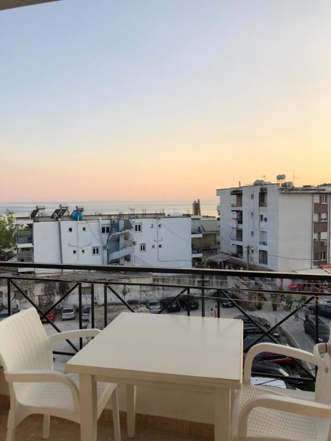 Center Hotel Pirro Himare Buitenkant foto