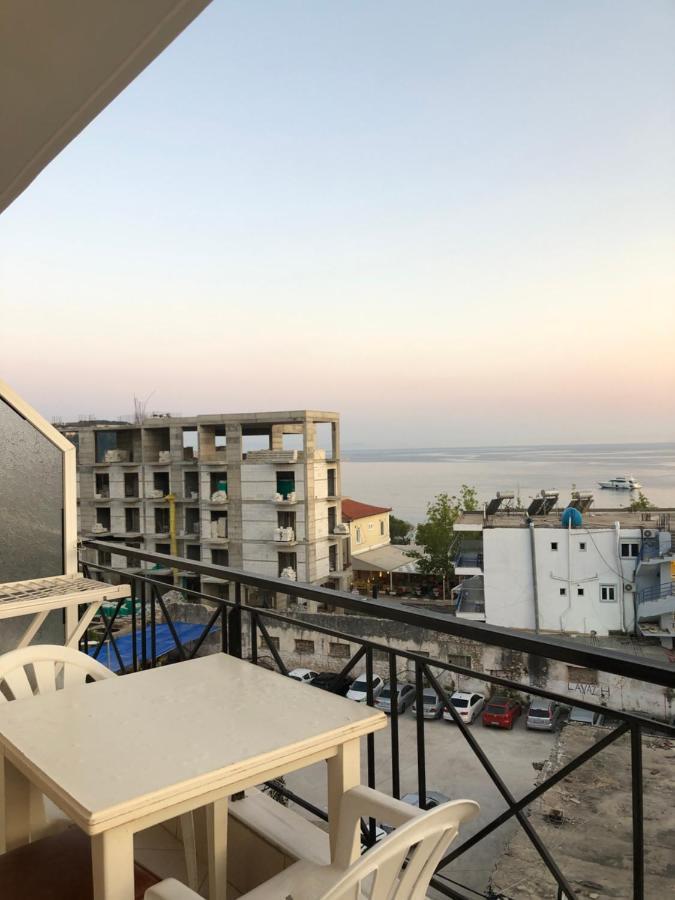 Center Hotel Pirro Himare Buitenkant foto